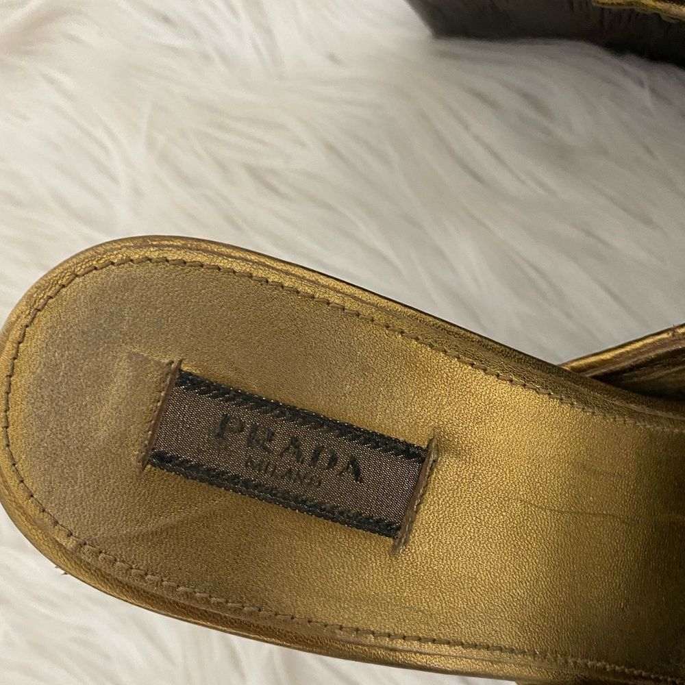 Prada vintage embossed leather bronze peep toe wedges sandals EUR 37.5 US 7 - Picture 8 of 9